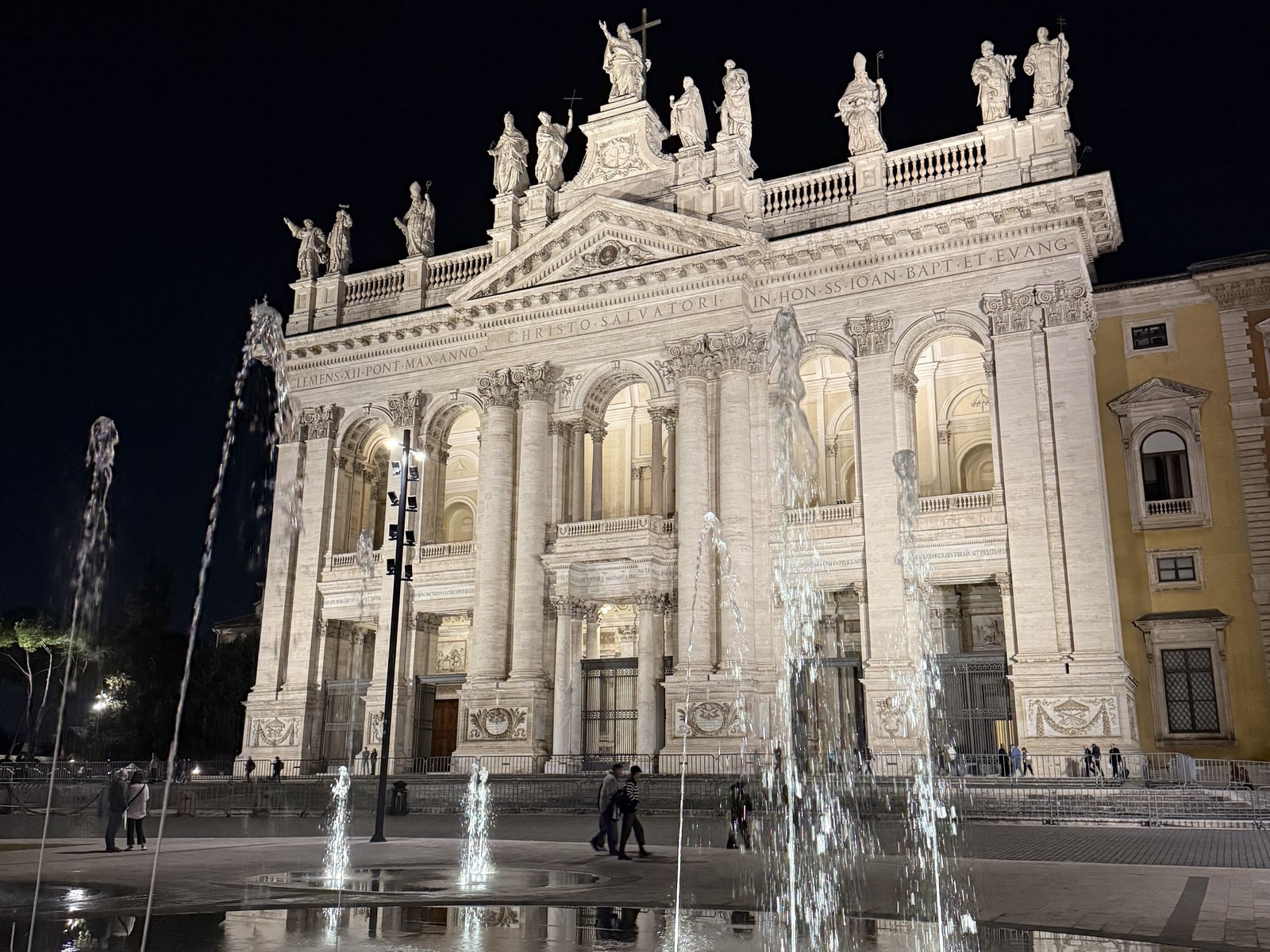 L'Abbraccio della Fede